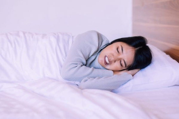 Hạn chế việc nghiến răng khi ngủ