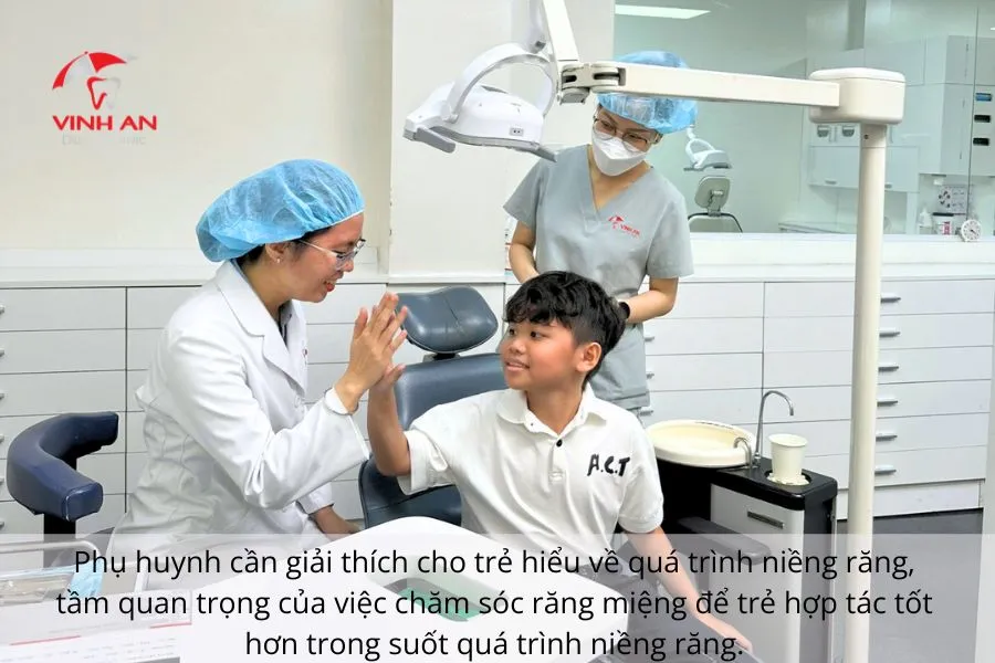 niềng răng mặt lưỡi cho trẻ